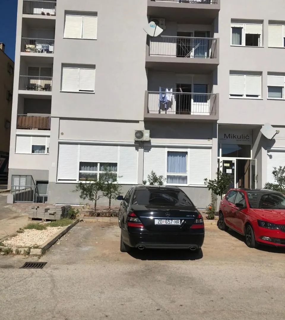 Apartments Mikulic