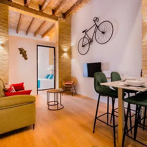  Apartment Diseno Triana 2 Spain